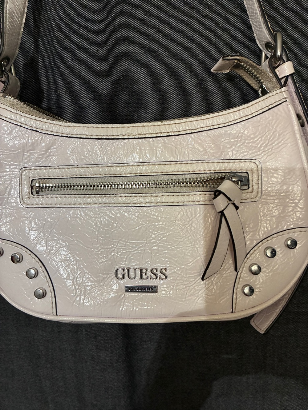 GUESS Women's white Leather Shoulder Bag